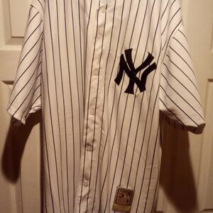 Mitchell & Ness Cooperstown Collection #2 Derek Jeter NY Yankees Jersey Size 58